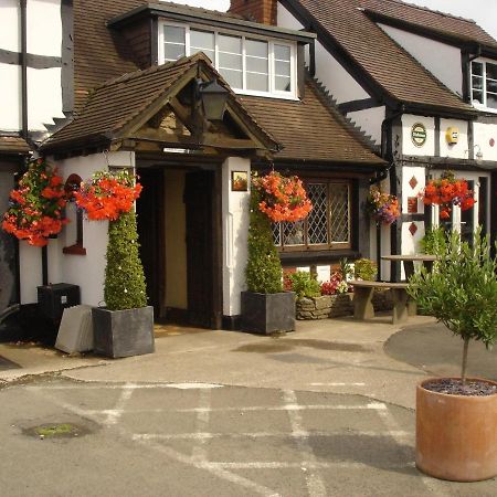 Rose & Crown Hotel Тенбъри Екстериор снимка